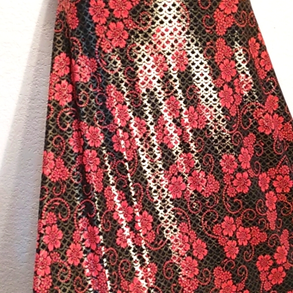 SALE! NWOT!! LULAROE EXTREME SHEEN GOLD SHIMMER MAXI SKIRT - Picture 3 of 11